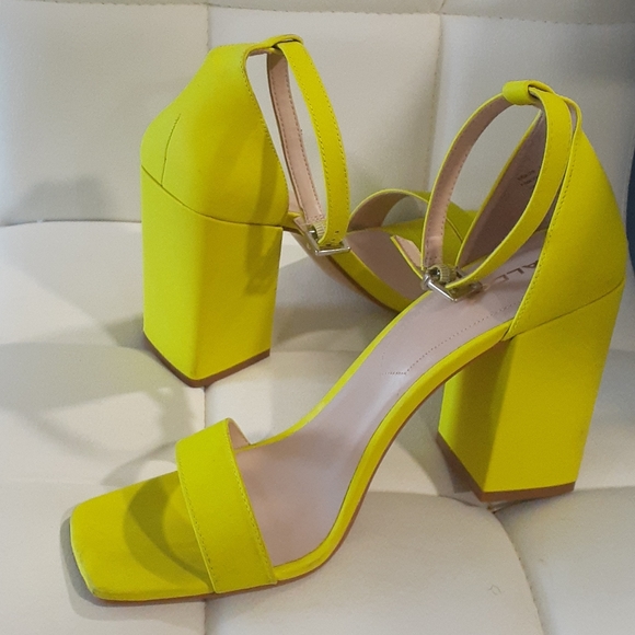 aldo neon green heels